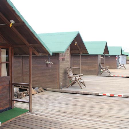 Floreana Lava Lodge Puerto Velasco Ibarra Eksteriør bilde