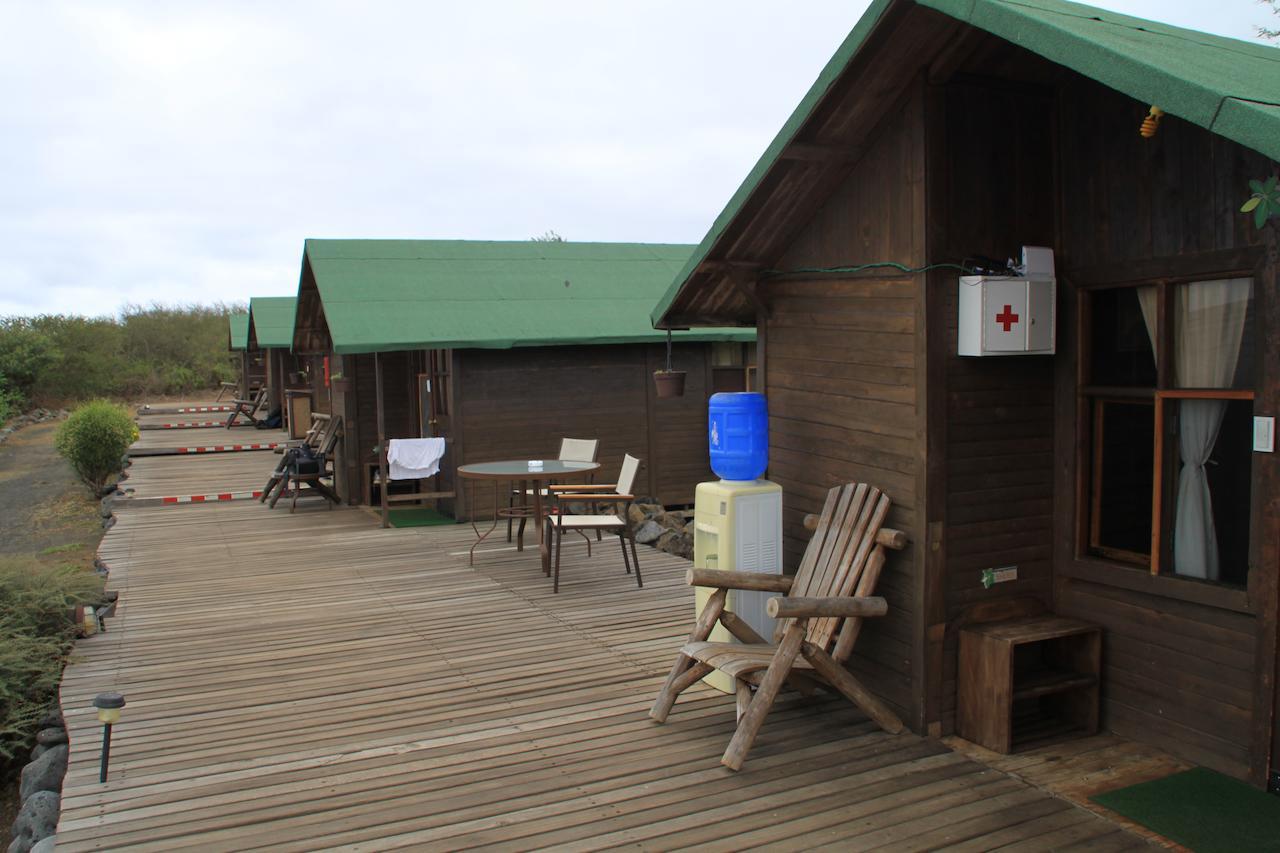 Floreana Lava Lodge Puerto Velasco Ibarra Eksteriør bilde